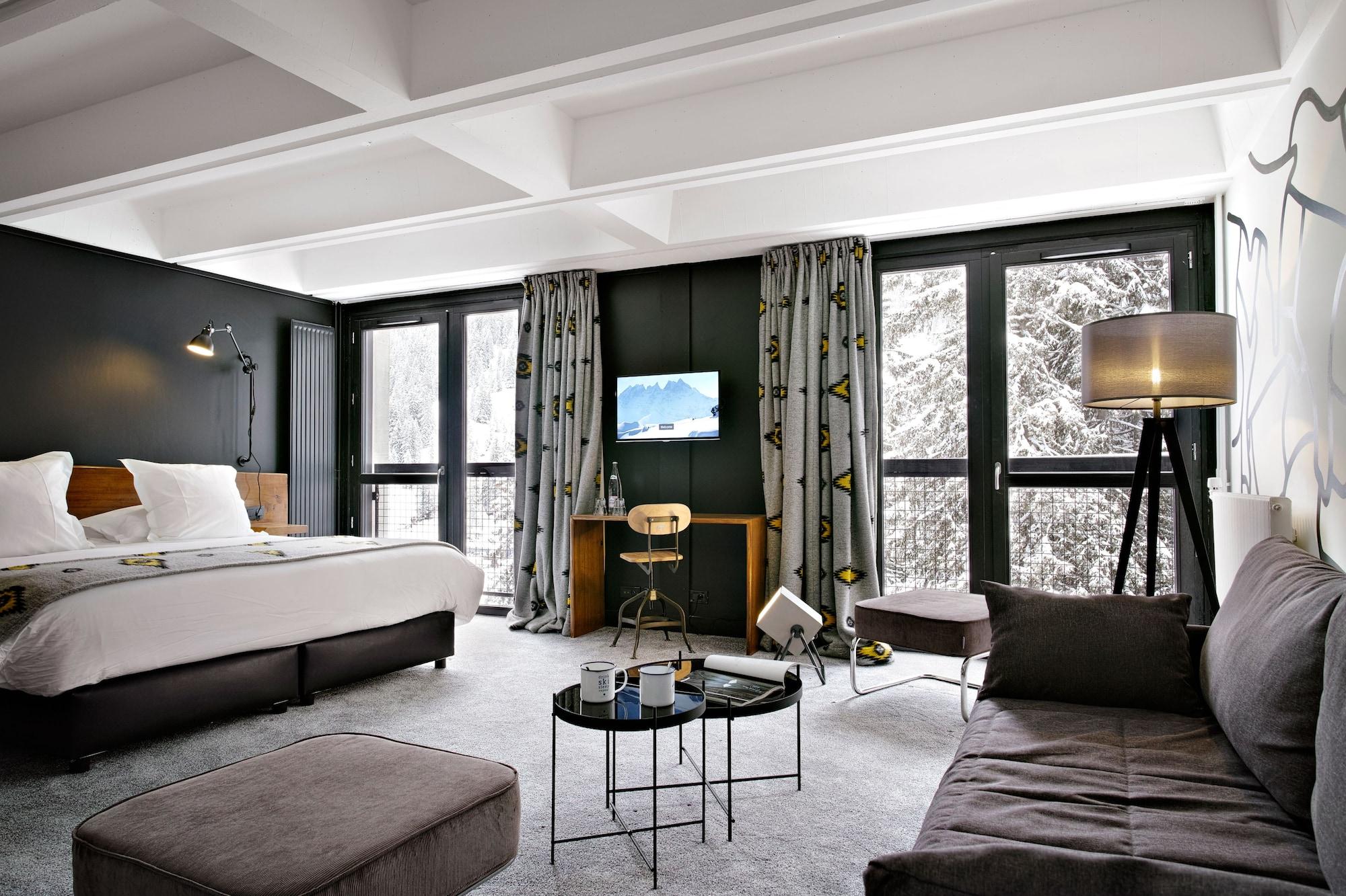 Hotel Terminal Neige – Totem