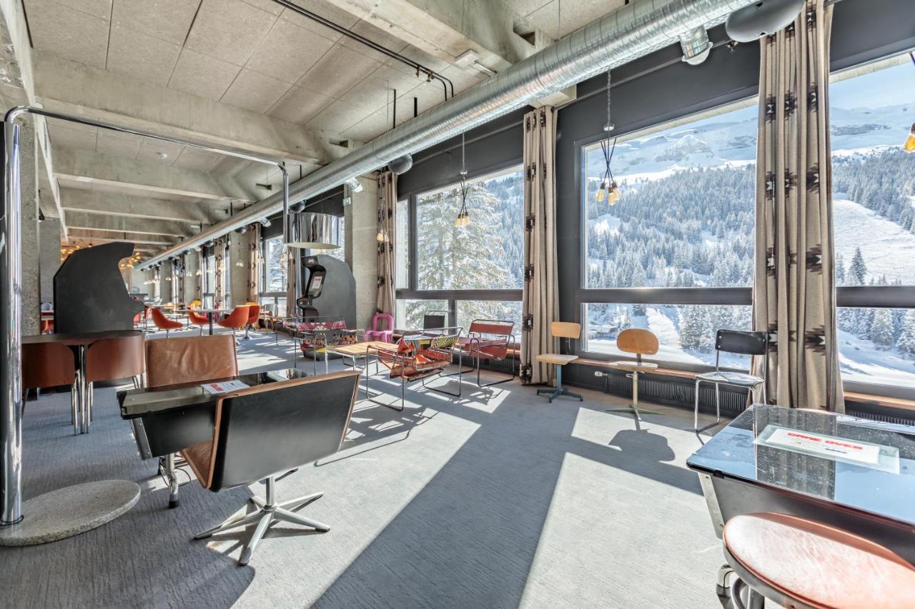 Totem, Friendly & 3* Flaine